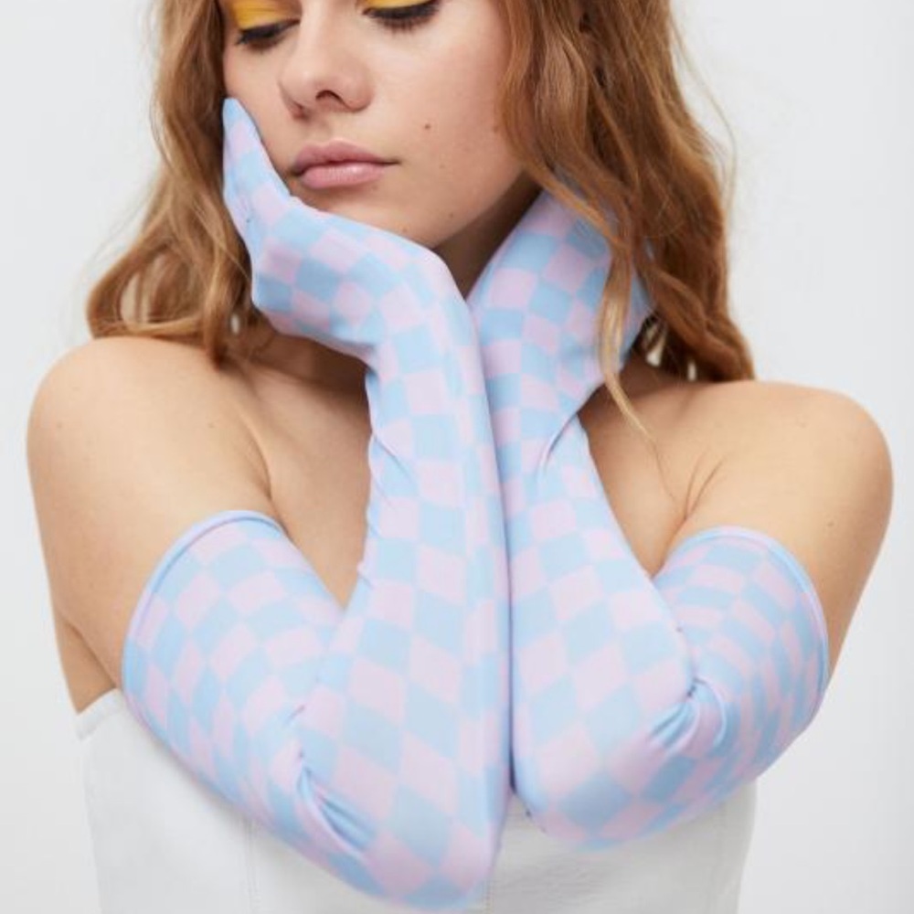 Urban Outfitters Gloves